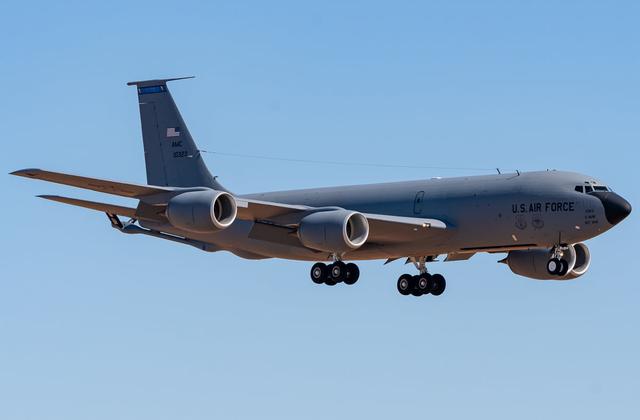 「环球网」美国空军6架F35跨越大西洋从西班牙返回美国