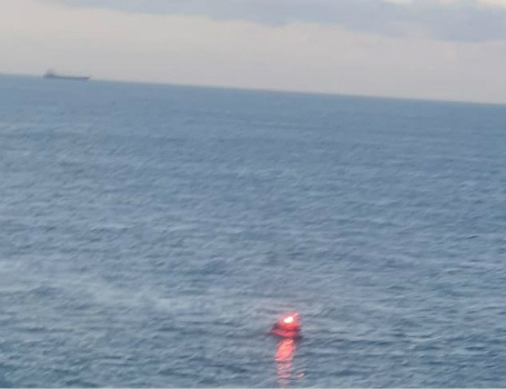 【海外网】移民船只穿越英吉利海峡时下沉 14人疯狂求救