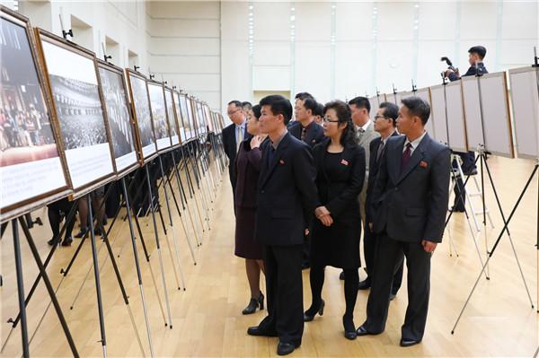 人民网@“庆祝中华人民共和国成立70周年图片展”在朝鲜举行