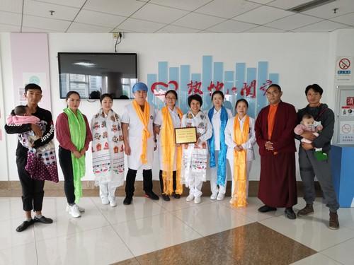 光明网@让“兔唇天使”笑对人生