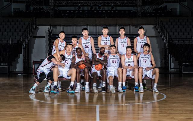 新京报@辽宁队实力有增无减，史蒂芬森将成关键先生