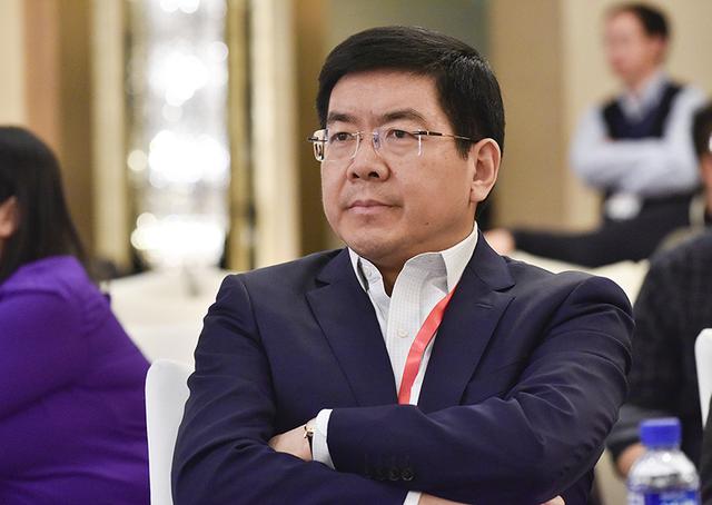 「澎湃新闻」低利率时代｜中金公司黄海洲：货币政策无效性成了难解的问题