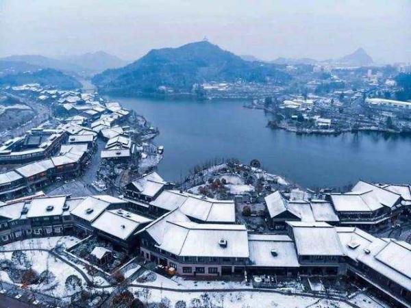 「光明网」给手机插上翅膀，换个角度看世界