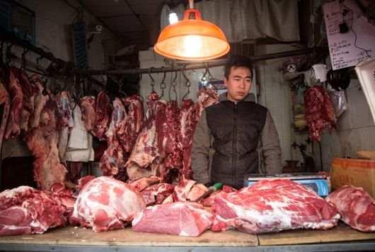 光明网■猪肉价格一周再涨11%！专家：年底有望探底回升