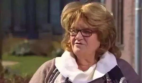 [光明网]世界上最伟大的骗局：152名老人被骗8年，却觉得无比快乐