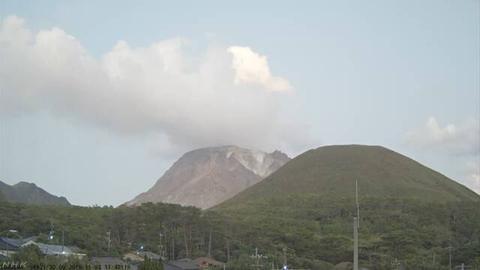 海外网@快讯！日本硫磺岛发生火山喷发