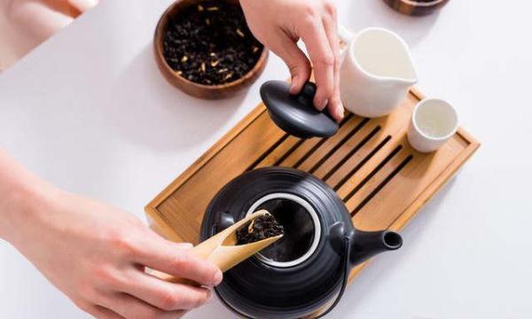[光明网]什么情况下不宜喝茶？细述喝茶的“时间表”