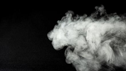 [上观新闻]电子烟广告刚发布20分钟，禁令就来了！网友：罗永浩刚就业又下岗