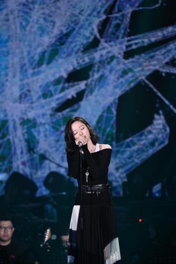 中国网@张靓颖《嗨唱转起来》串烧影视金曲引发回忆潮