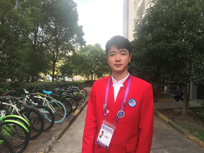 「文汇报」年轻无极限！“00后”志愿者要在进博会展现能力