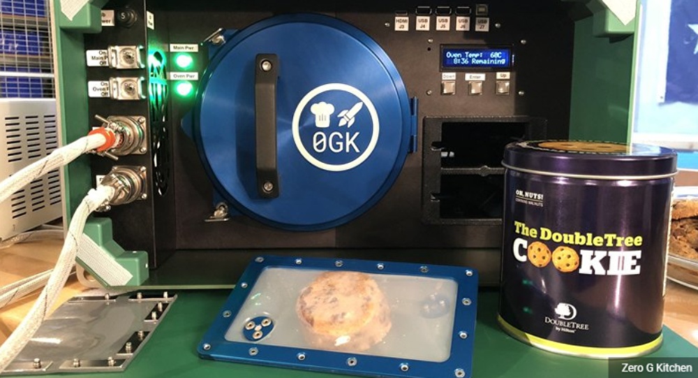 [海外网]太空也能烤披萨！军火巨头把烤箱送上国际空间站