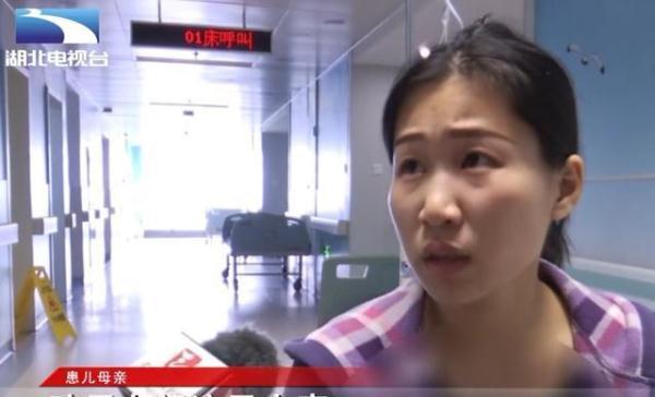 [光明网]20分钟生死救援！患儿凌晨突发疾病，男子惊慌求助民警