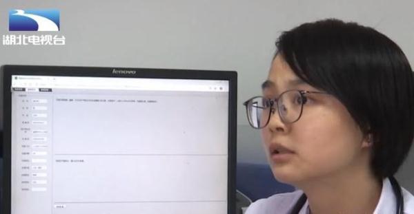 [光明网]20分钟生死救援！患儿凌晨突发疾病，男子惊慌求助民警