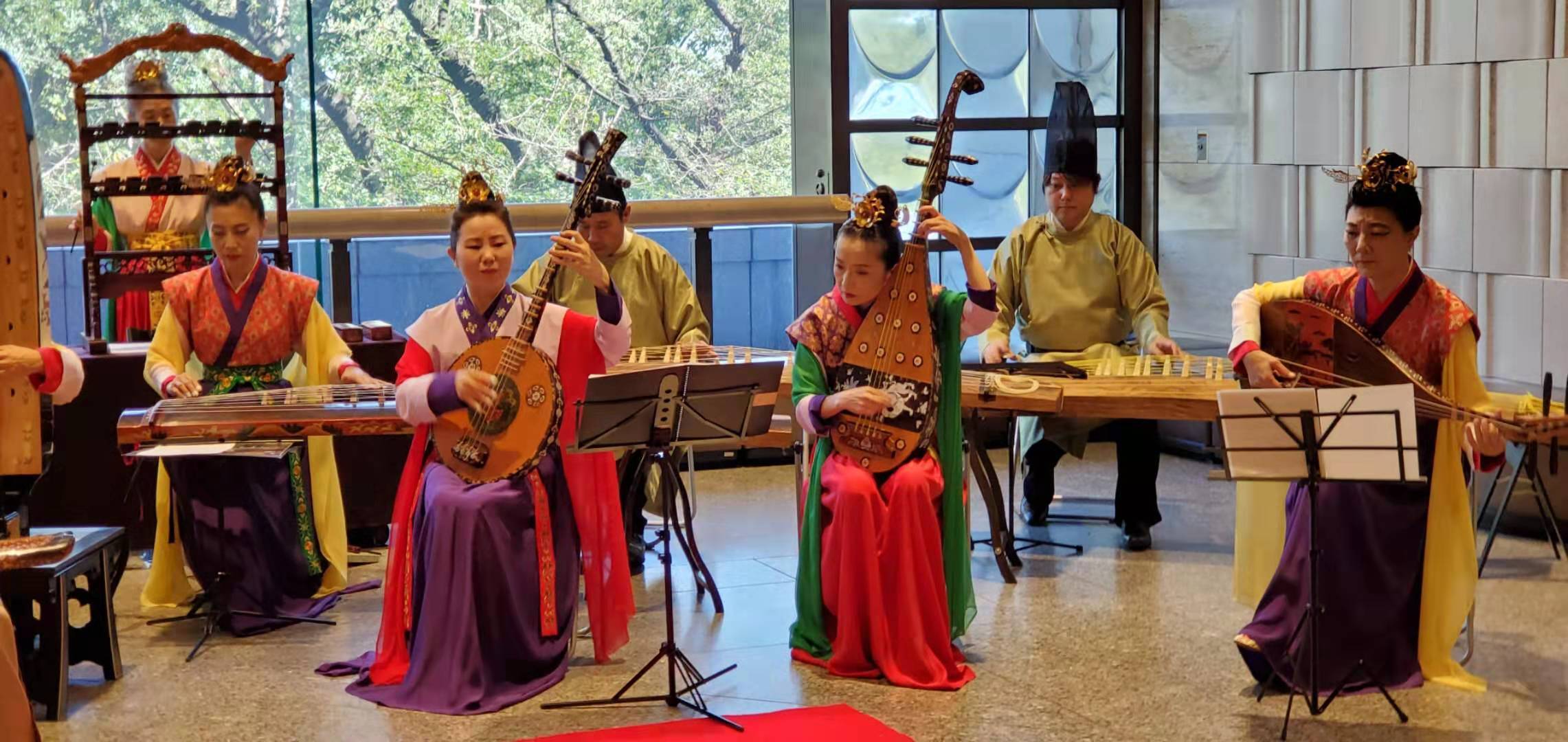 [海外网]华人刘宏军领衔演奏千年绝响，为天皇即位庆典献礼