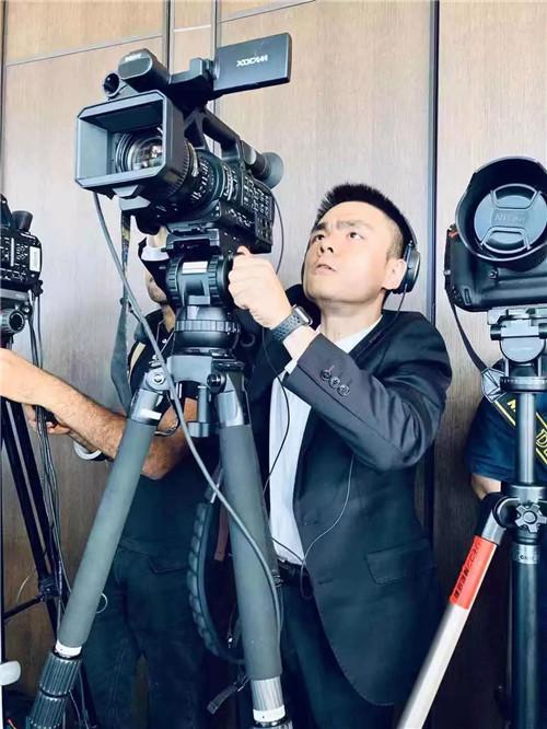 徐德智,2016年起 担任央视驻叙利亚记者, 前往战地采访20余次.