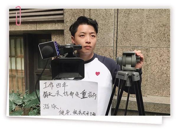 【光明网】谁敢跟程序员比发际线？记者：我啊