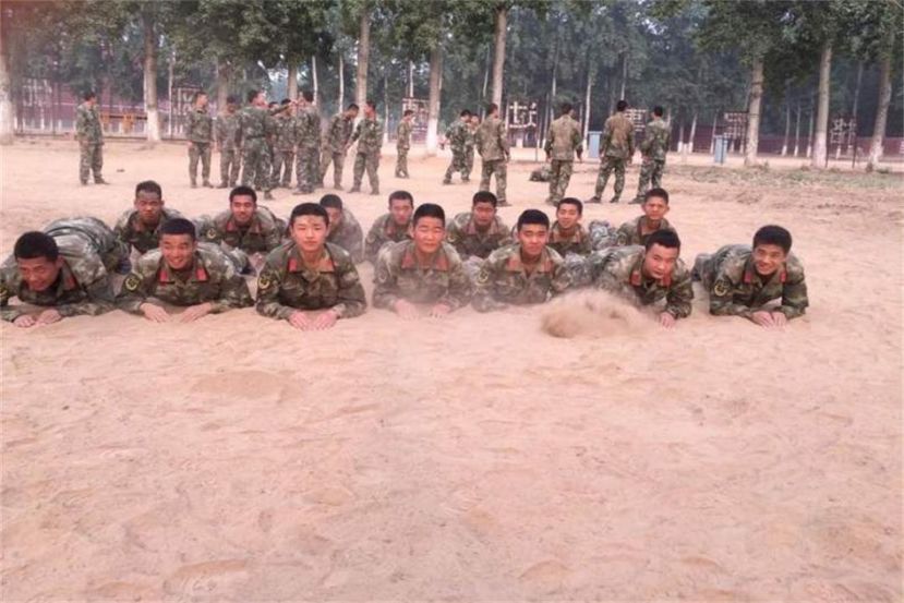 「人民武警」熄灯号｜军营的“酸甜苦辣”，你可尝过？