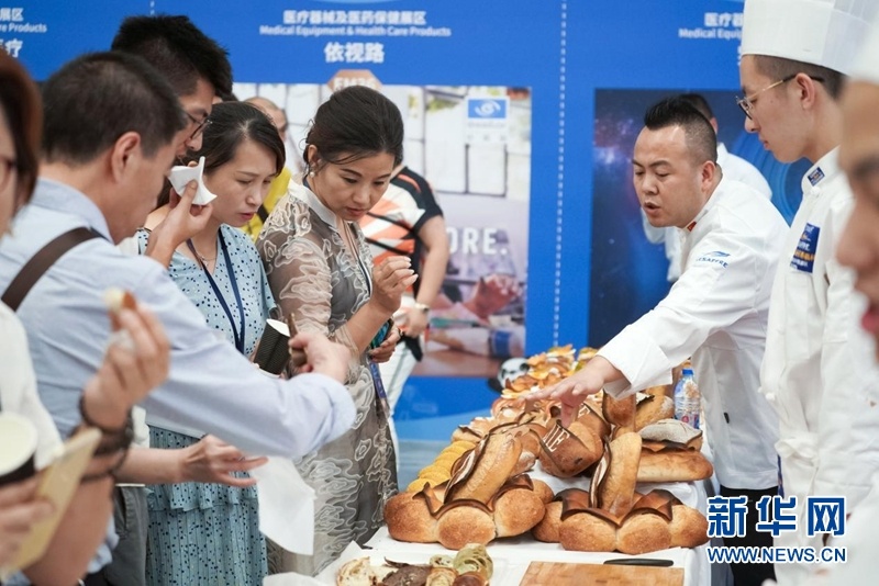 【新华网】“迎的是五洲客，计的是天下利”——进博会谱写共同发展的新篇章