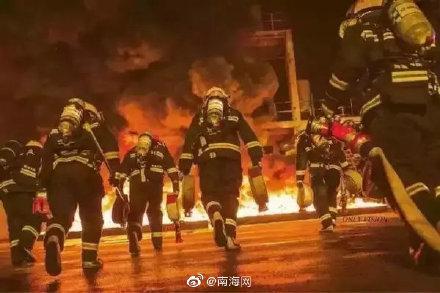光明网：这样的“蓝朋友”，爱了爱了