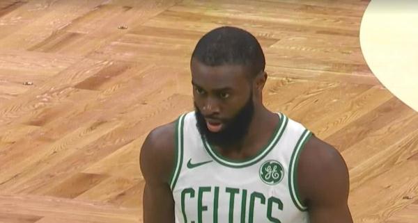 光明网■18中1，出手最多，命中最低！塔图姆你太固执了，这种表现，如何能当核心