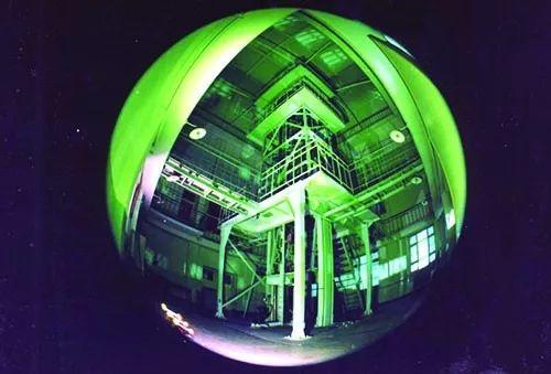 #光明网#登上太空前，原来可以这样为航天员模拟太空环境