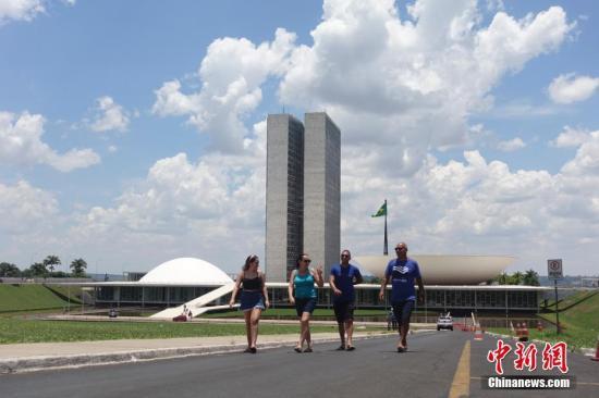 「中国新闻网」经济观察：金砖国家“金质犹在”迎新挑战需抱团取暖