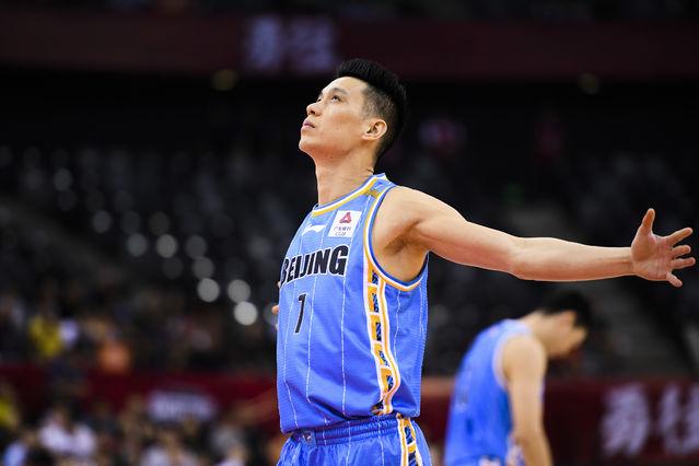 「中国青年网」林书豪距离那个英雄球还有多远？