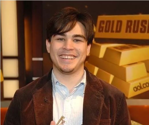 【文汇报】9岁！刷新世界最年轻大学毕业生，天才男孩智商145，即将读博士，是现实版谢耳朵啊！