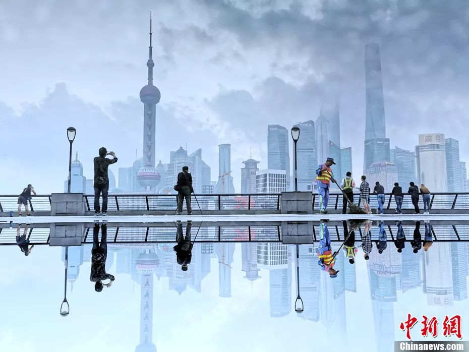 「中国新闻社」微信回复的方式，最能看清一个人
