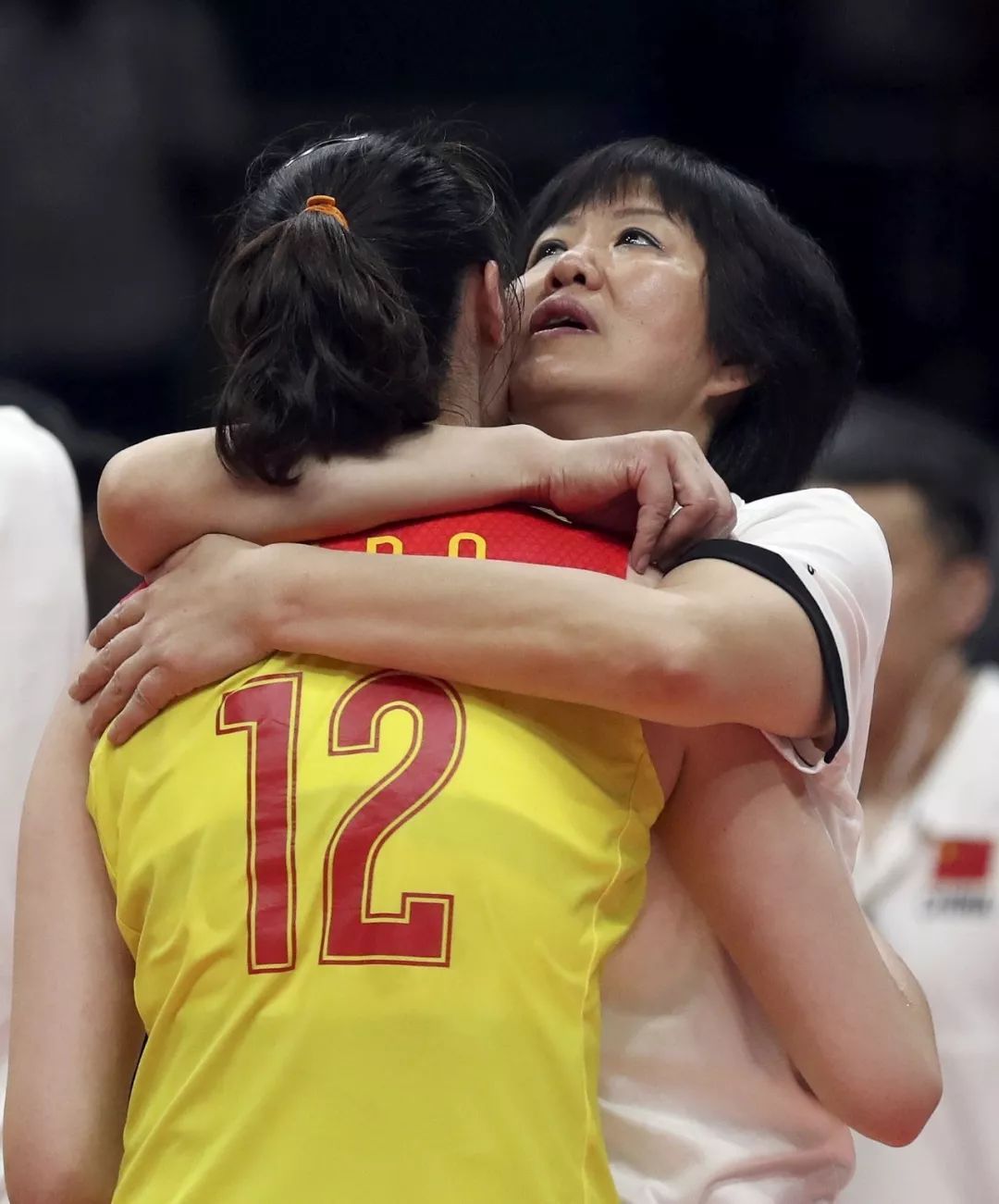 #央视一套#夜话丨只有拼，才会赢！致敬中国女排！