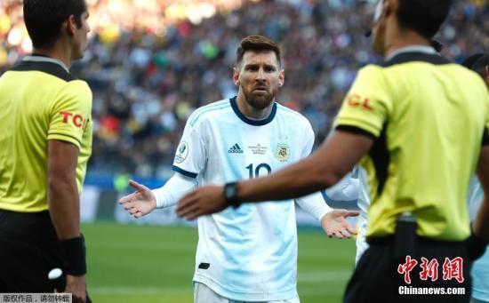 「中国新闻网」梅西遭巴西后卫席尔瓦怒批：没教养