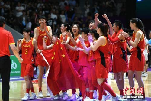 #中国新闻网#中国获奥运女篮资格赛举办权 中国女篮将争夺东京奥运入场券