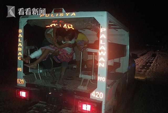 中国经济网@12岁女孩过桥遭巨鳄咬腿 哥哥眼看她被叼下河去