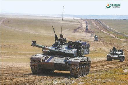 #光明网#铁甲奔流，大漠鏖兵，这场战斗演练让人热血沸腾