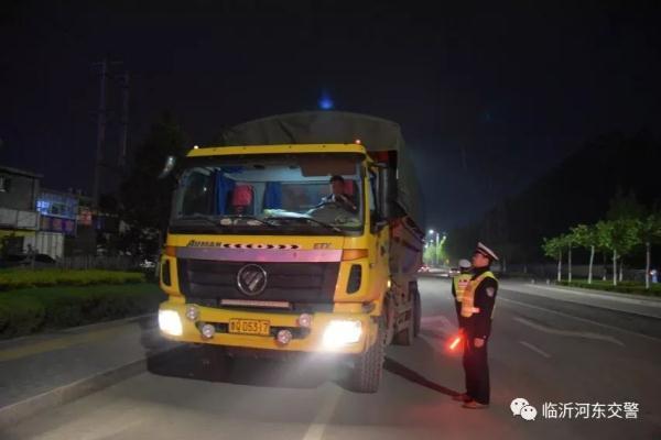 [光明网]超限超载！是可忍孰不可忍