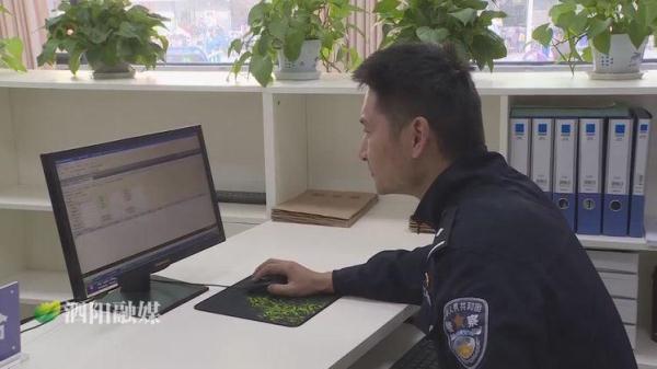「光明网」健忘症老人爱遛弯：我太孤单了想找人说说话