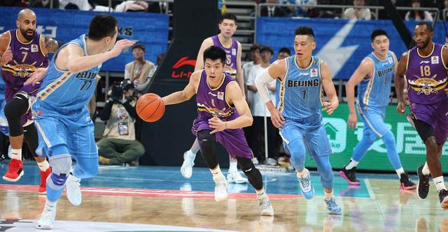 「中国青年网」京城德比引关注 首钢主场赢北控