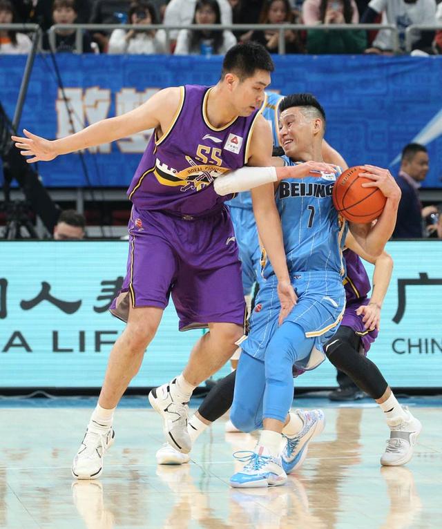 「中国青年网」京城德比引关注 首钢主场赢北控