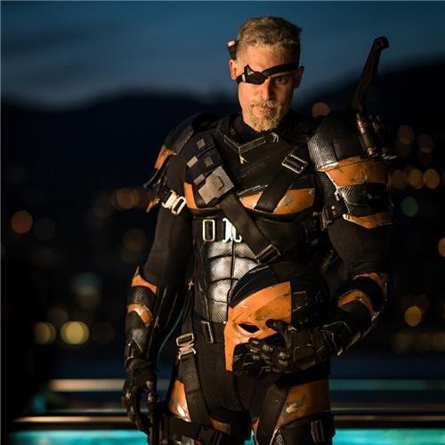 丧钟演员发幕后剧照呼吁放出正联剪辑版