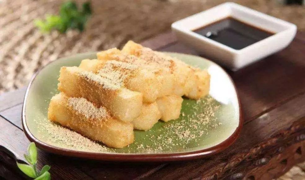文汇报■小雪丨云暗初成霰点微，旋闻蔌蔌洒窗扉