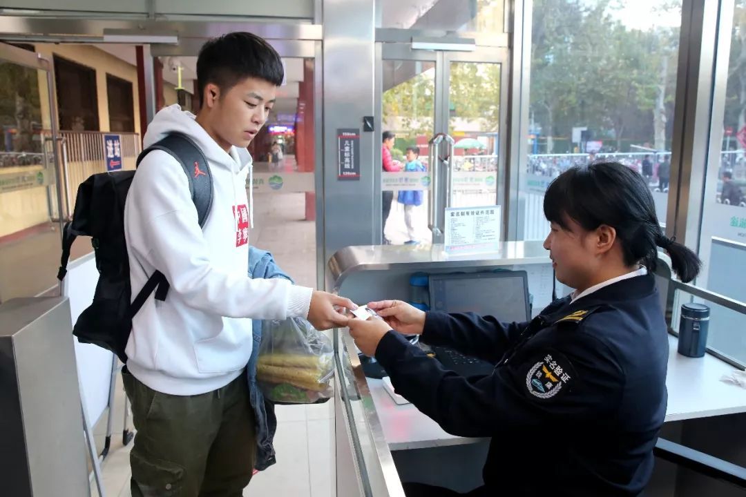 【中国铁路】又有68个车站可刷手机进站！有你家乡吗？