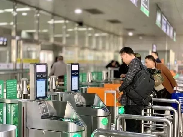 【中国铁路】又有68个车站可刷手机进站！有你家乡吗？