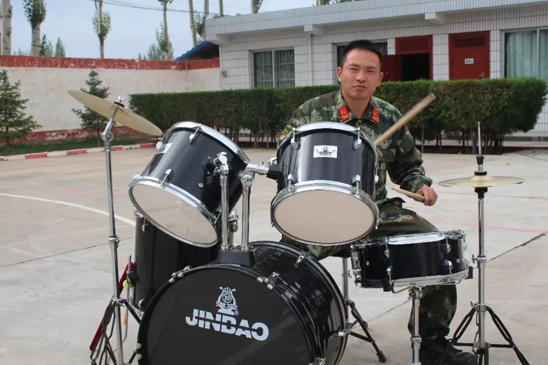 人民武警：熄灯号丨一名16年老兵的坚守