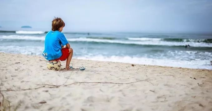 「中国教育报」孩子，那个管你最严的老师，其实爱你最深！ | 精选