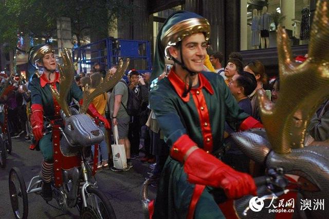 「人民网」火热街头派对拉开悉尼圣诞庆典帷幕