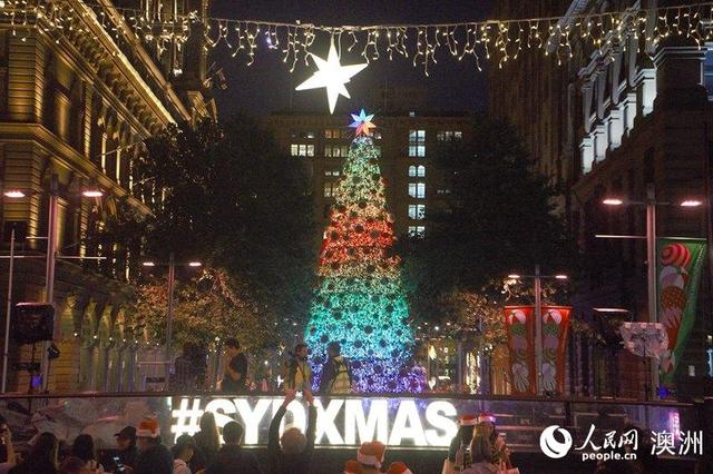 「人民网」火热街头派对拉开悉尼圣诞庆典帷幕