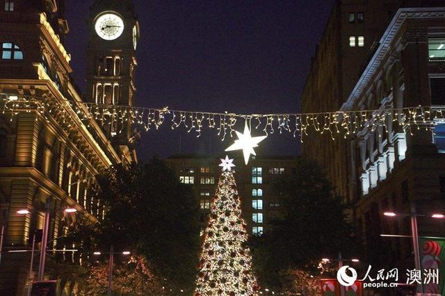 「人民网」火热街头派对拉开悉尼圣诞庆典帷幕