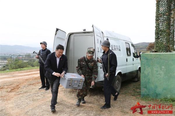 #光明网#打仗就是打保障！火箭军某部后装保障要素实装实训谋打赢