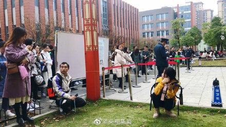 光明网■国考开考 多个职位千里挑一