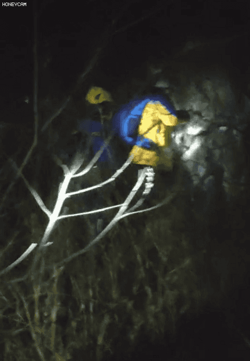 #环球网#23岁姑娘挑战北京十大夺命户外线路之一，坠下50米悬崖